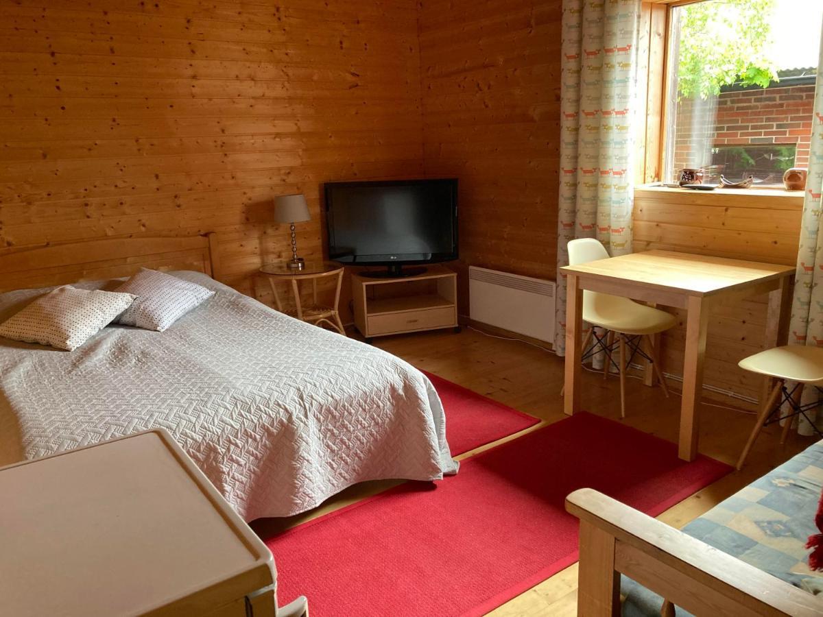 Tamminiemen Lomamoekit Villa Кустави Екстериор снимка